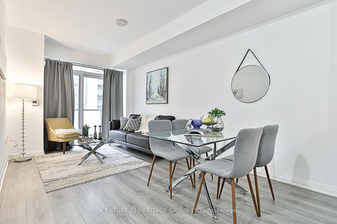 Photo 18 at 226 - 99 Eagle Rock Way, Maple, Vaughan