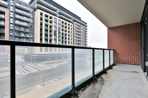 Photo 33 at 226 - 99 Eagle Rock Way, Maple, Vaughan