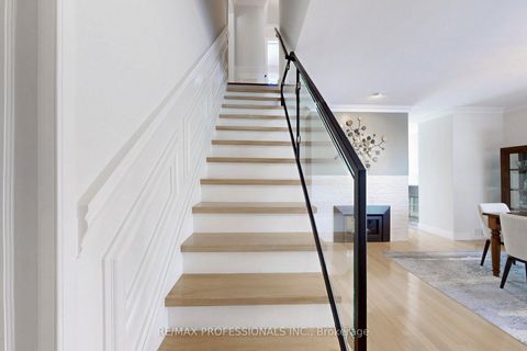 Photo 22 at 126 Laurel Avenue, City Centre West, Toronto
