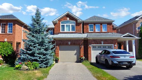 Photo 1 at 34 Long Point Drive, Oak Ridges Lake Wilcox, Richmond Hill