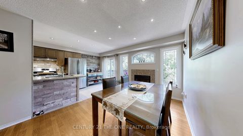 Photo 11 at 34 Long Point Drive, Oak Ridges Lake Wilcox, Richmond Hill