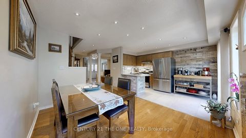 Photo 13 at 34 Long Point Drive, Oak Ridges Lake Wilcox, Richmond Hill