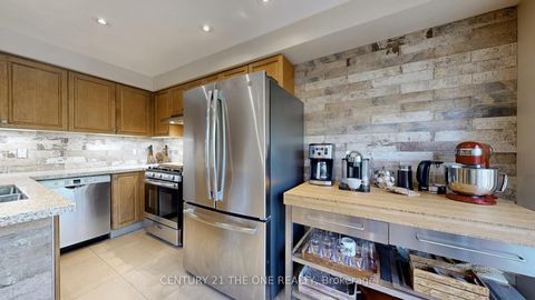 Photo 16 at 34 Long Point Drive, Oak Ridges Lake Wilcox, Richmond Hill