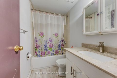 Photo 10 at 214 - 100 Dundalk Drive N, Dorset Park, Toronto
