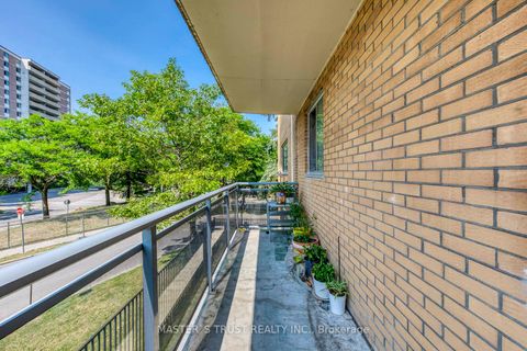 Photo 12 at 214 - 100 Dundalk Drive N, Dorset Park, Toronto