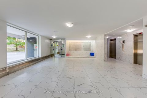 Photo 13 at 214 - 100 Dundalk Drive N, Dorset Park, Toronto
