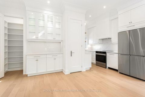 Photo 11 at 24 York Avenue, Mount Dennis, Toronto