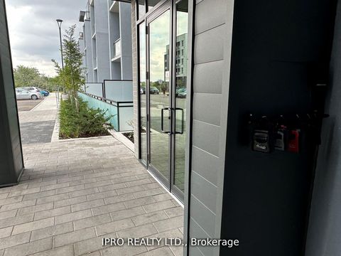 Photo 37 at 004 - 95 Dundas St W Street, GO Glenorchy, Oakville