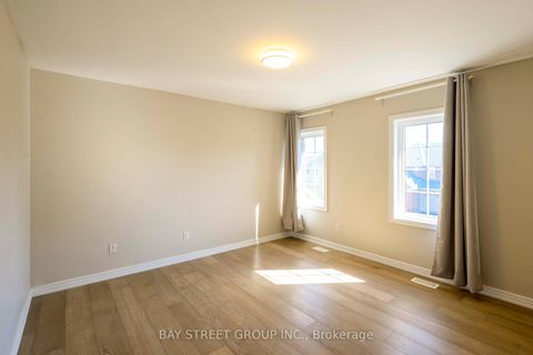 Photo 18 at 2292 Blue Oak Circle, WM Westmount, Oakville
