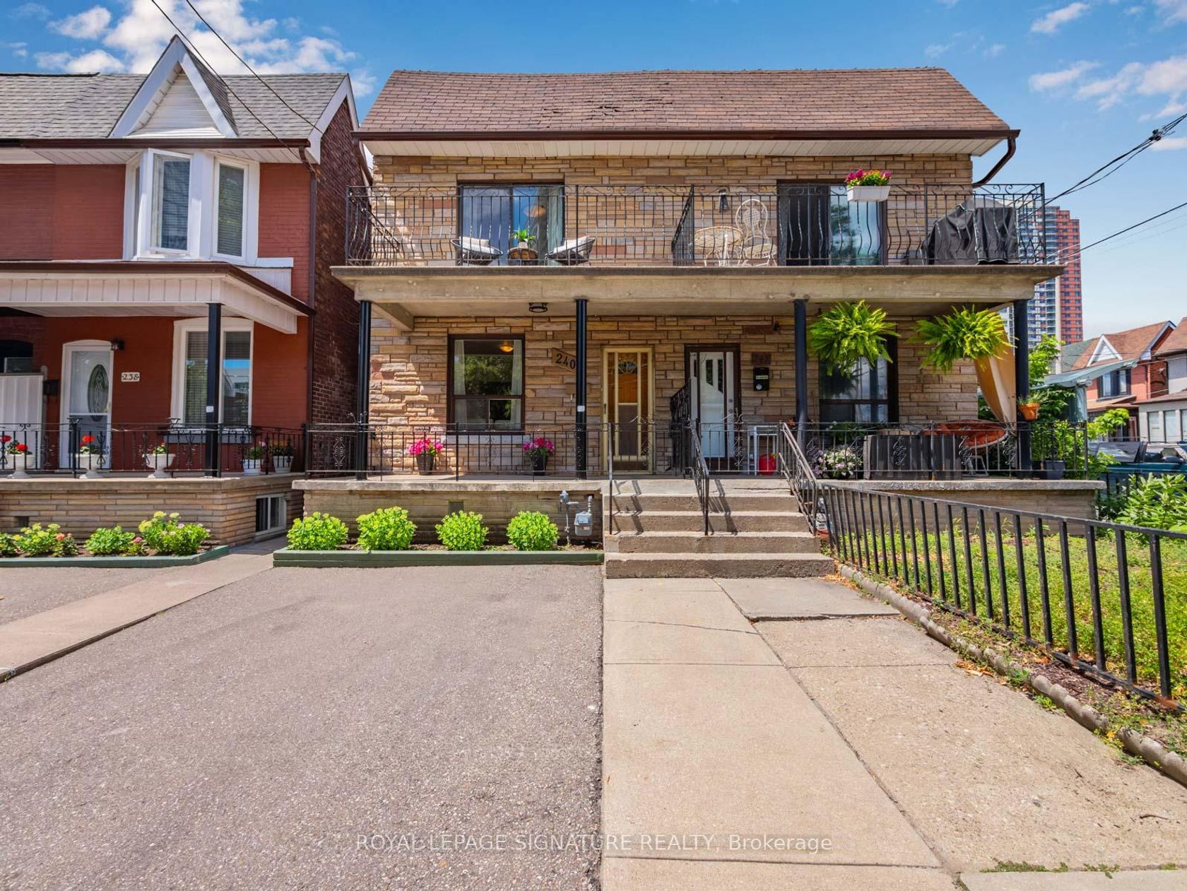 240 Emerson Avenue, Junction, Toronto 