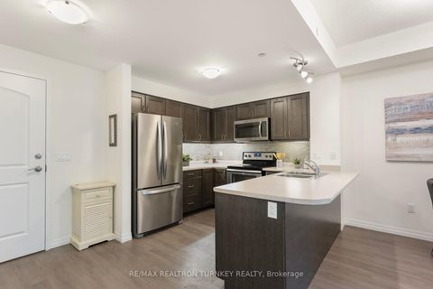 Photo 4 at 221 - 420 William Graham Drive, Rural Aurora, Aurora
