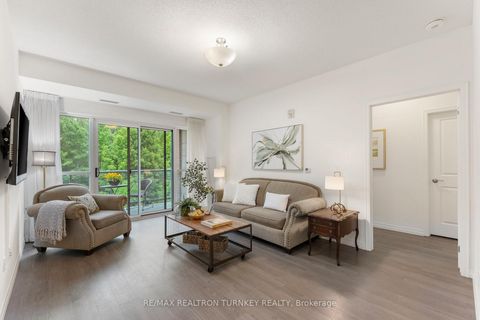 Photo 6 at 221 - 420 William Graham Drive, Rural Aurora, Aurora