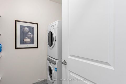 Photo 16 at 221 - 420 William Graham Drive, Rural Aurora, Aurora
