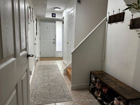 Photo 2 at 23 - 2359 Birchmount Road, Sullivan, Toronto