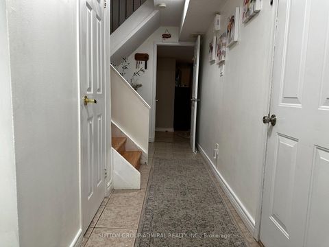 Photo 3 at 23 - 2359 Birchmount Road, Sullivan, Toronto