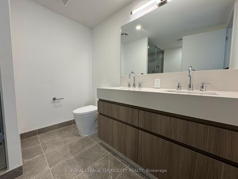 Photo 6 at PH05 - 200 Keewatin Avenue, Mount Pleasant East, Toronto
