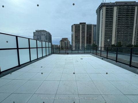 Photo 13 at PH05 - 200 Keewatin Avenue, Mount Pleasant East, Toronto