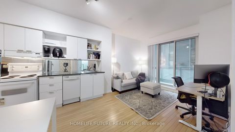 Photo 10 at 207 - 35 Hayden Street, Yonge Corridor, Toronto Photo 10 at 207 - 35 Hayden Street, Yonge Corridor, Toronto