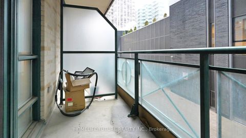 Photo 28 at 207 - 35 Hayden Street, Yonge Corridor, Toronto Photo 28 at 207 - 35 Hayden Street, Yonge Corridor, Toronto