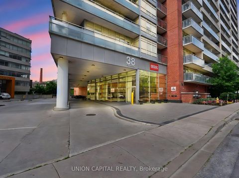 Photo 4 at 919 - 38 Joe Shuster Way, South Parkdale, Toronto
