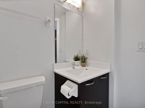 Photo 12 at 919 - 38 Joe Shuster Way, South Parkdale, Toronto