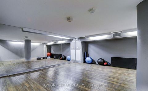Photo 27 at 919 - 38 Joe Shuster Way, South Parkdale, Toronto