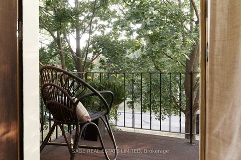 Photo 22 at 73 Lakeview Avenue, Bellwoods, Toronto