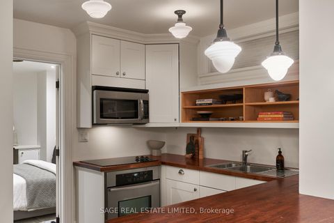 Photo 43 at 73 Lakeview Avenue, Bellwoods, Toronto