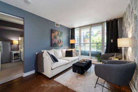 Photo 10 at 201 - 320 Richmond Street E, Moss Park, Toronto Photo 10 at 201 - 320 Richmond Street E, Moss Park, Toronto