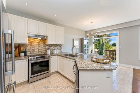 Photo 7 at 65 Hopewell Street, Kleinburg, Vaughan