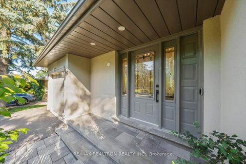 Photo 1 at 89 Devins Drive, Aurora Heights, Aurora