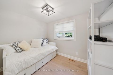 Photo 19 at 89 Devins Drive, Aurora Heights, Aurora