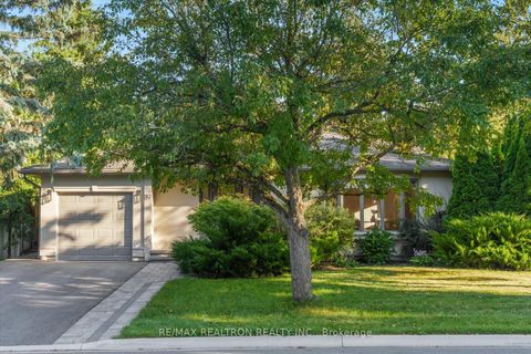 Photo 34 at 89 Devins Drive, Aurora Heights, Aurora