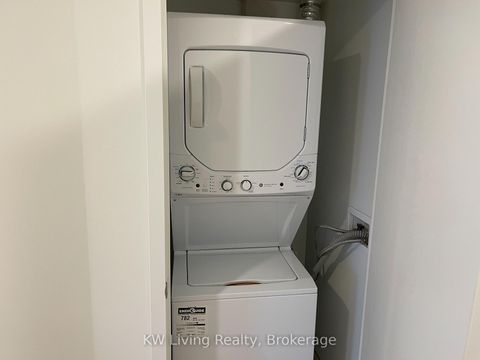Photo 4 at 902 - 135 East Liberty Street, Niagara, Toronto