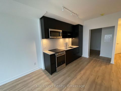 Photo 7 at 902 - 135 East Liberty Street, Niagara, Toronto