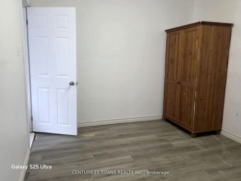 Photo 10 at 119 Heale Avenue, Cliffside, Toronto Photo 10 at 119 Heale Avenue, Cliffside, Toronto