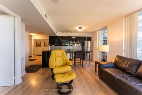 Photo 2 at 717 - 19 Singer Court, Bayview Village, Toronto