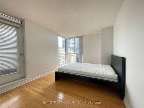 Photo 9 at 1910 - 736 Bay Street, Bay Street Corridor, Toronto