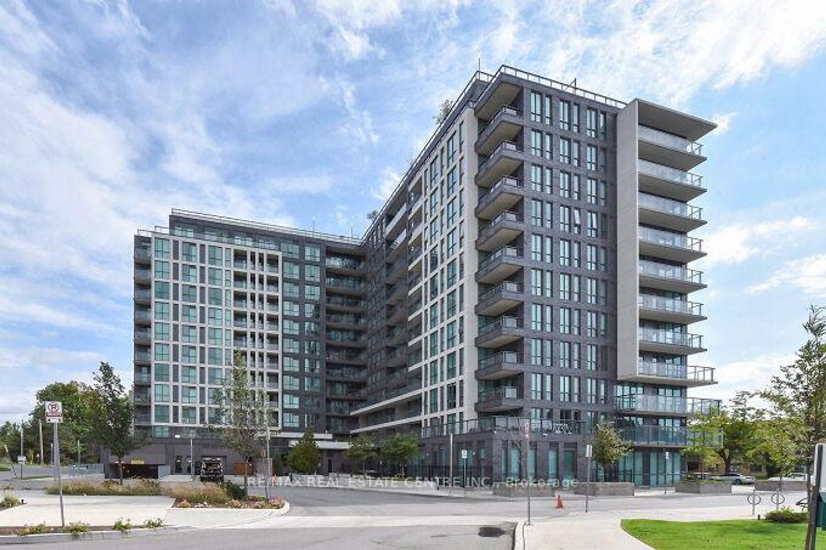 1116 - 80 Esther Lorrie Drive, Clairville, Toronto 