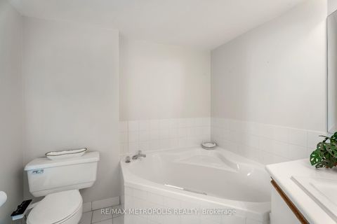 Photo 15 at 1707 - 3233 Eglinton Avenue E, Scarborough Village, Toronto