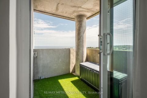 Photo 17 at 1707 - 3233 Eglinton Avenue E, Scarborough Village, Toronto