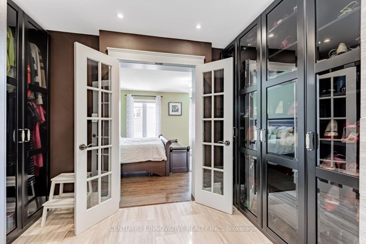 Photo 21 at 7 Stonechurch Crescent, Box Grove, Markham
