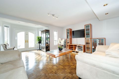 Photo 11 at 125 Anthony Road, CFB, Toronto