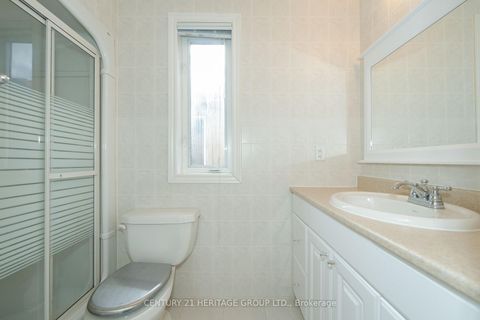 Photo 22 at 125 Anthony Road, CFB, Toronto
