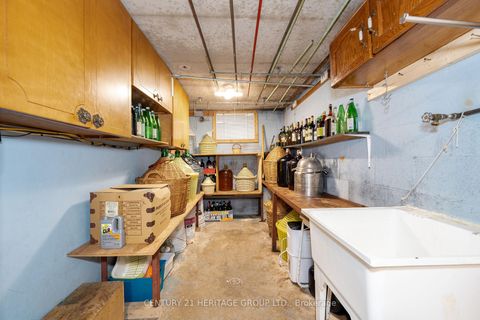 Photo 30 at 125 Anthony Road, CFB, Toronto