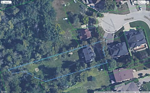 Photo 1 at 72 Walmer Road, North Richvale, Richmond Hill
