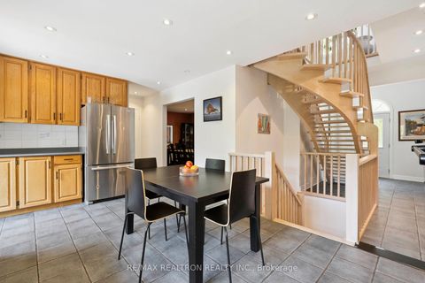Photo 14 at 72 Walmer Road, North Richvale, Richmond Hill