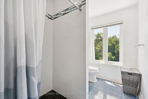 Photo 35 at 72 Walmer Road, North Richvale, Richmond Hill