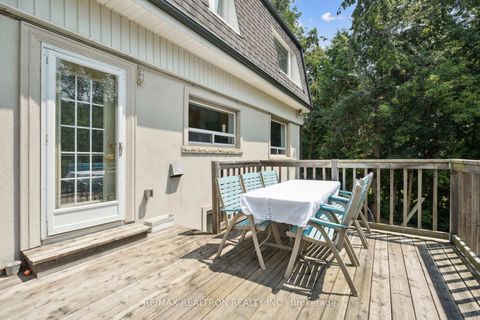 Photo 39 at 72 Walmer Road, North Richvale, Richmond Hill