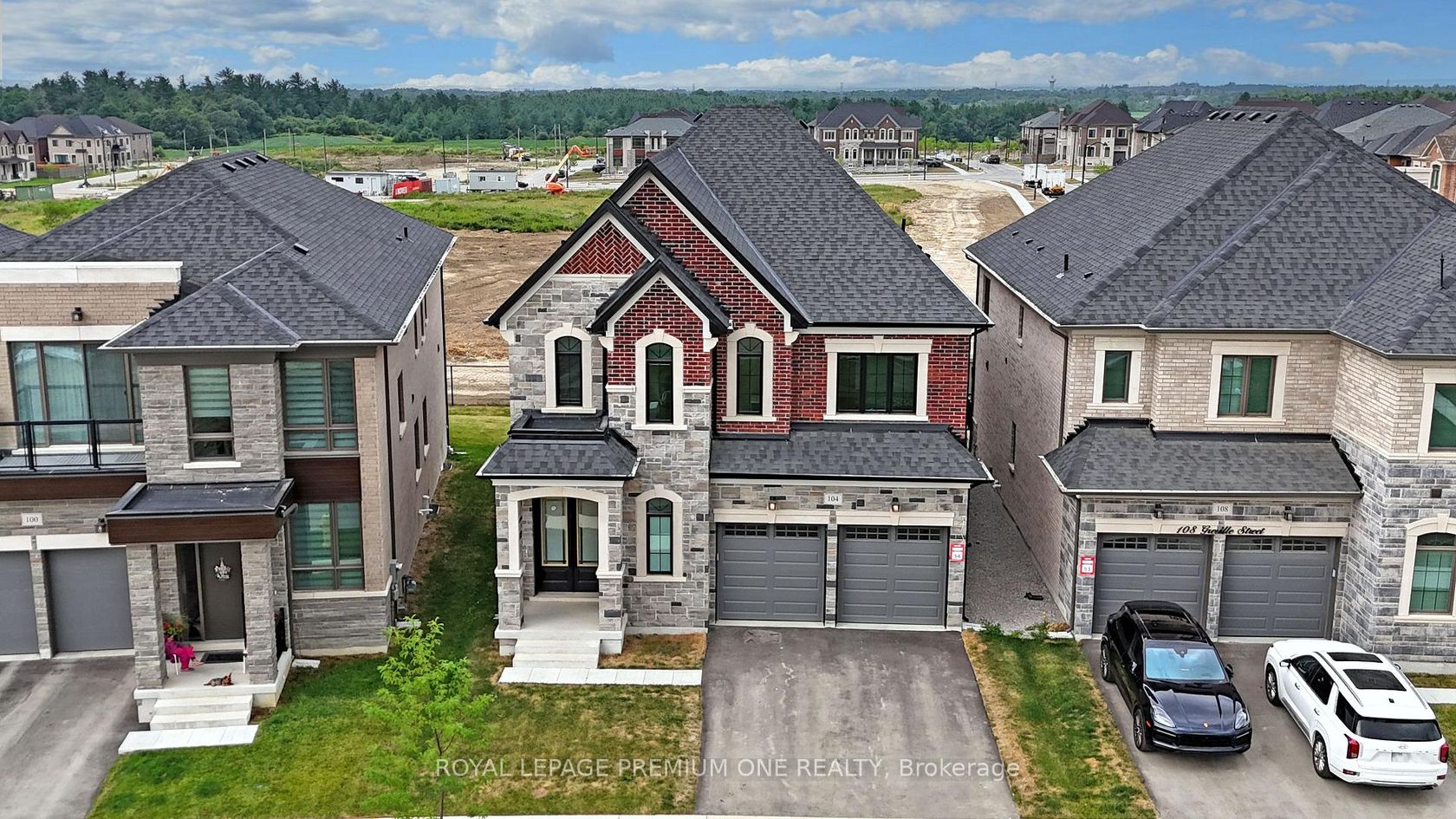 104 Greville Street, Vellore Village, Vaughan 